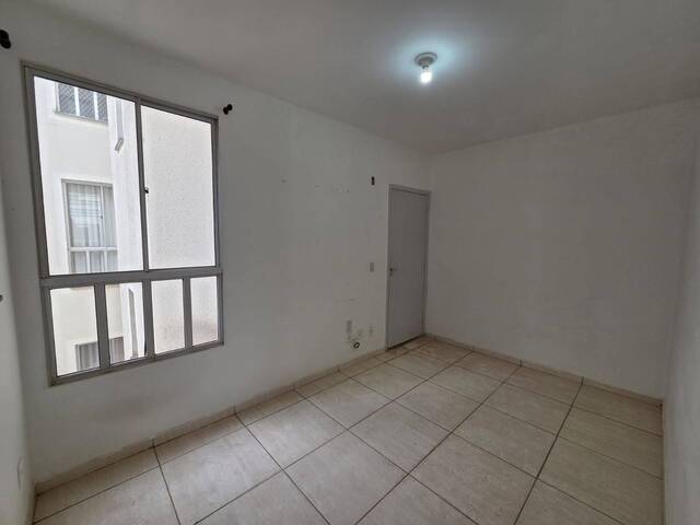 #32 - Apartamentos para Venda em Limeira - SP - 1