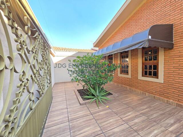 #82 - Casas para Venda em Limeira - SP - 2