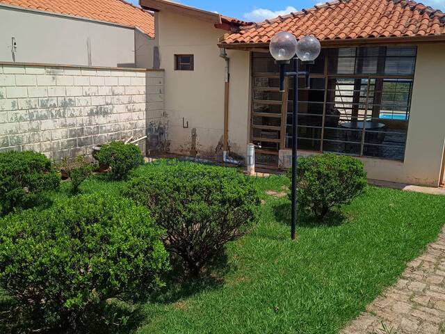 #92 - Casas para Venda em Limeira - SP - 2