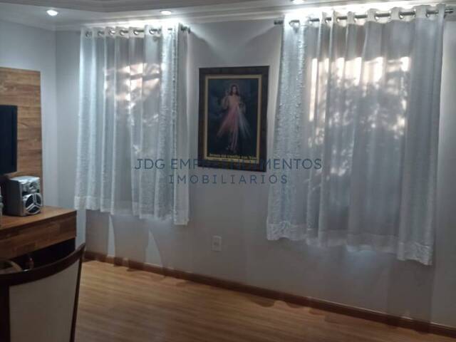 #100 - Apartamentos para Venda em Limeira - SP - 2
